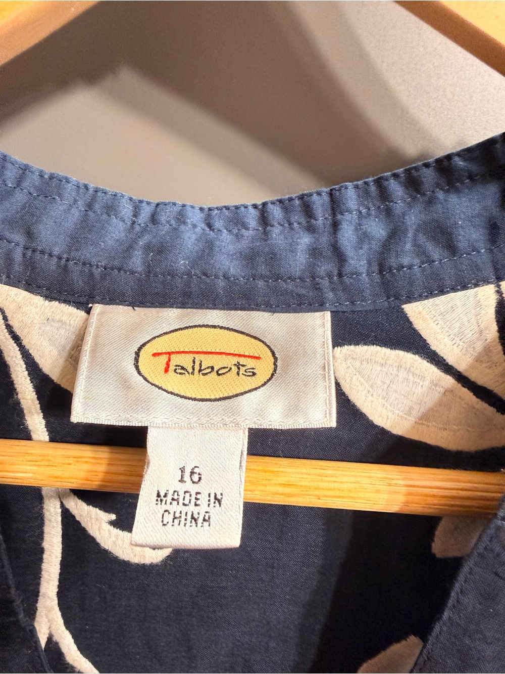 Talbots Navy Floral Embroidered V-Neck Tunic - Picture 3 of 3